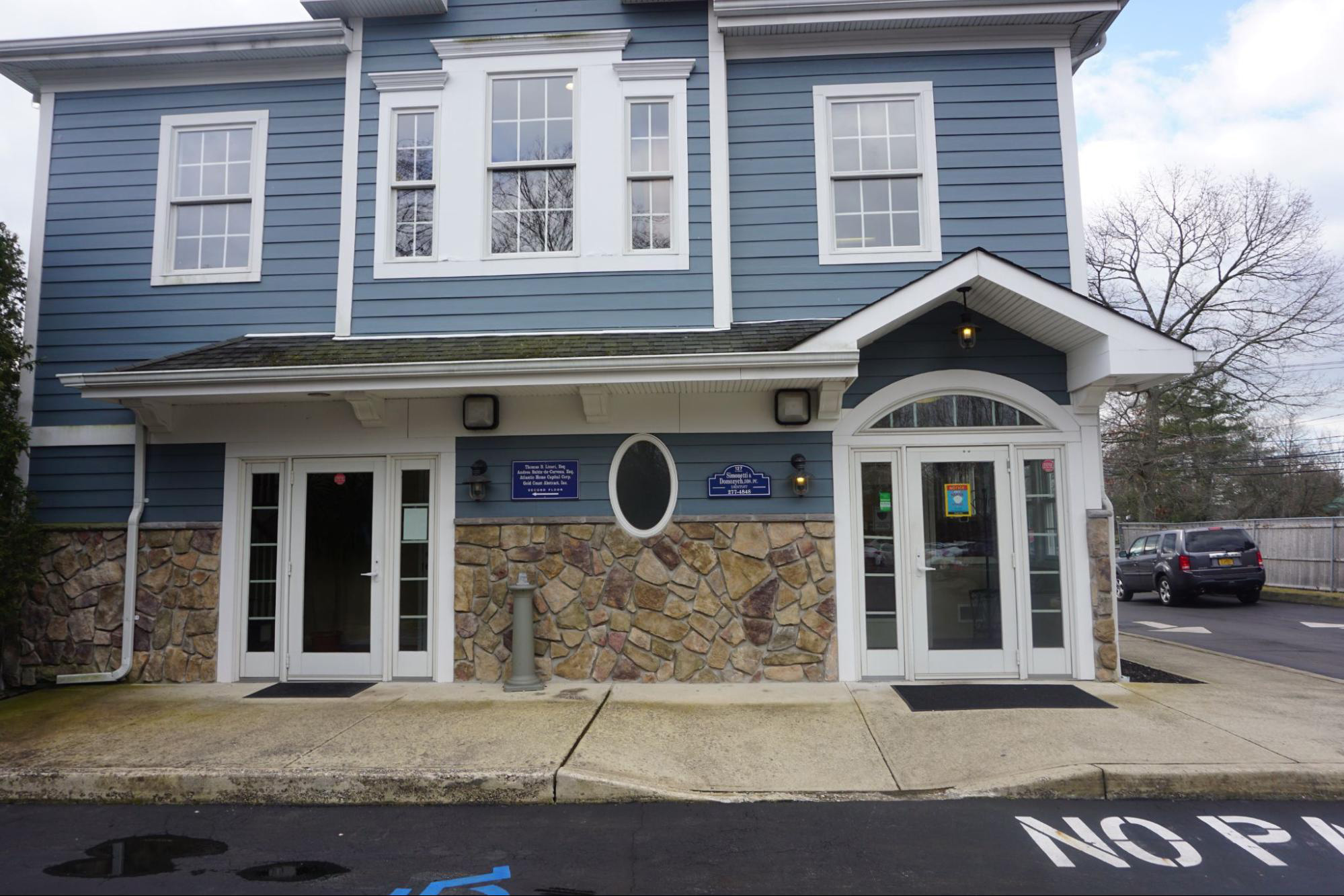 Cosmetic Dentist in Brentwood